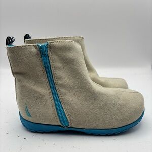 Nautica Kids Gray and Blue Fleece Lined Boots Size 10